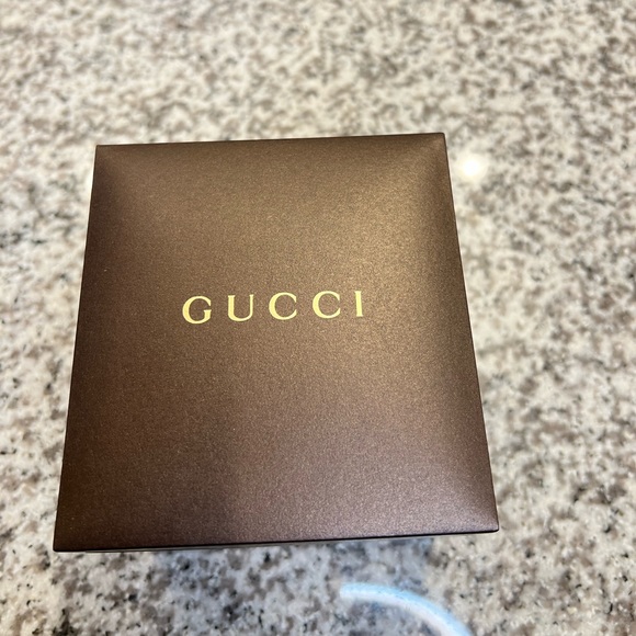 Gucci Watch - Picture 4 of 5